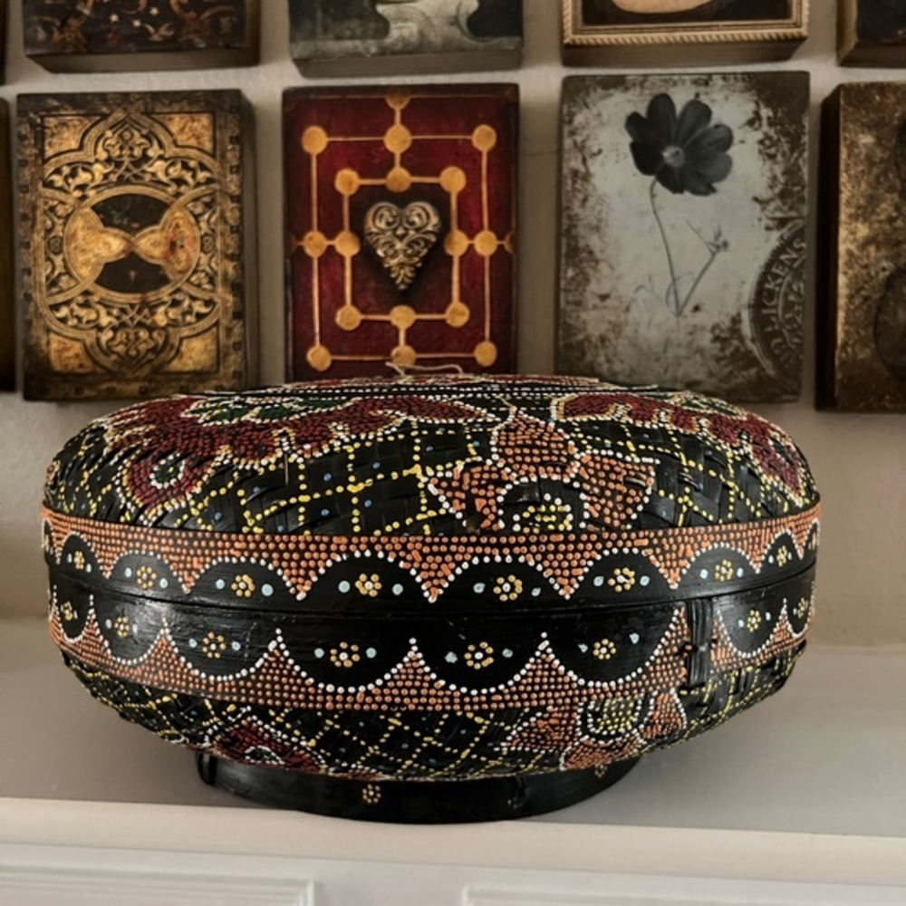 Vintage Hand‎ Painted Indonesian Covered Basket Box
